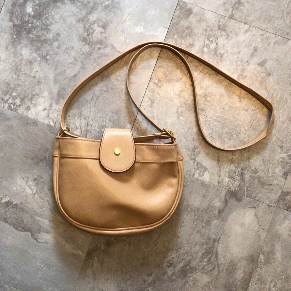 Crossbody purse